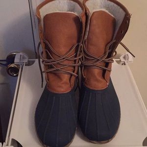 Duck boots.!